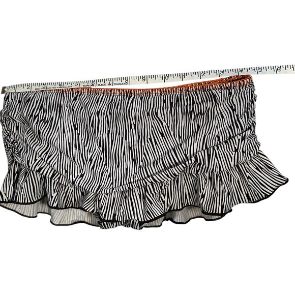 Kenneth Cole Reaction Swim Skirt SZ S Zebra Ruffle Ruched Croquette Mini Bottoms - Picture 4 of 7